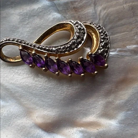 14k over 925 Sterling silver amethyst pendant. - Picture 2 of 4